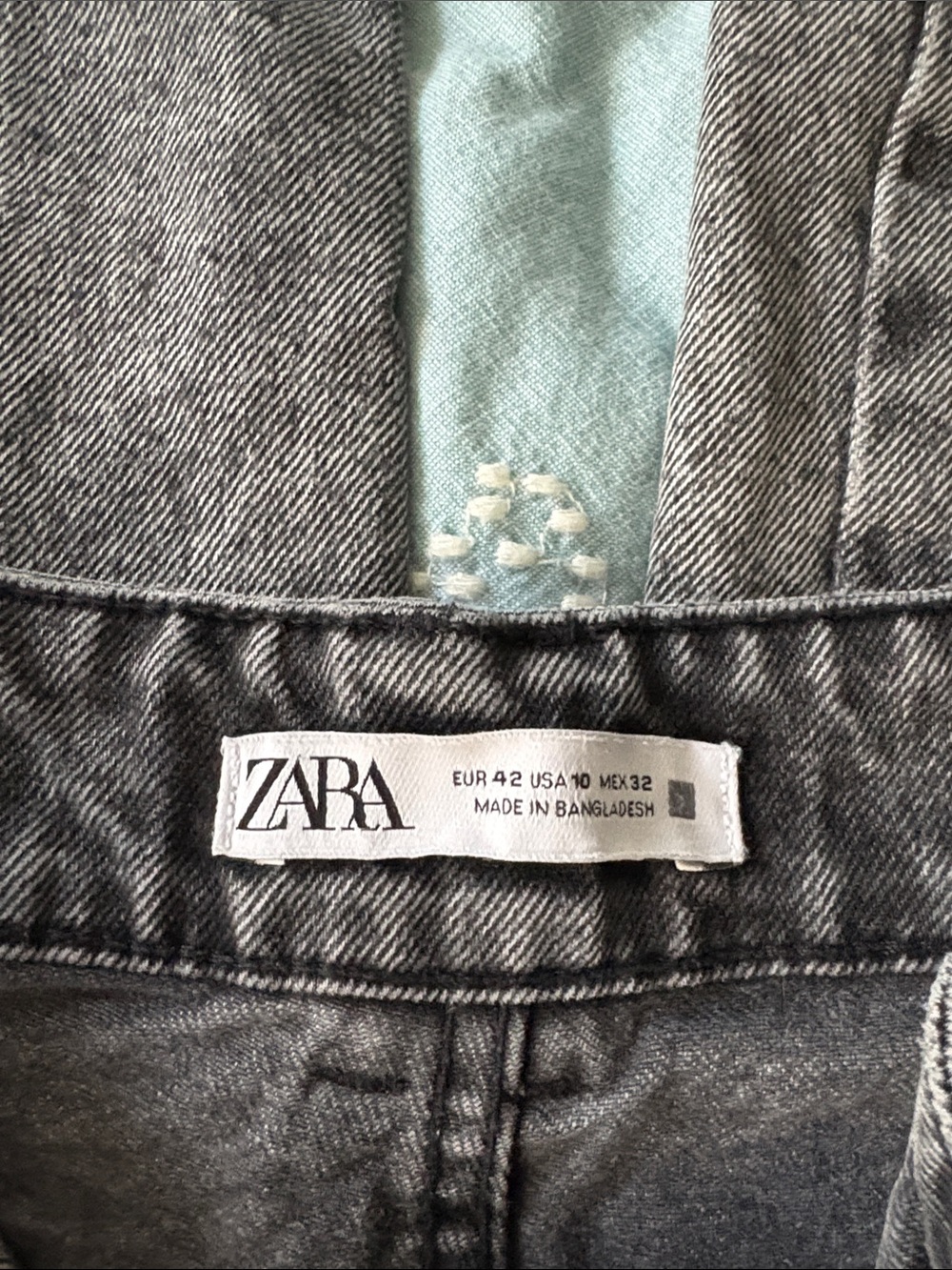 Zara high waisted wide leg jeans - Picture 2 of 9